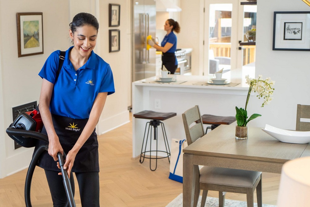 Cleanliness on Demand Discover the Convenience of Professional Cleaning Services