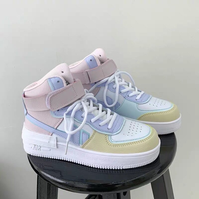 Strut in Style Kawaii Sneakers for Fashion Enthusiasts
